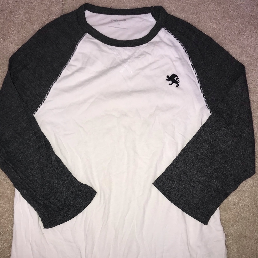 EXPRESS Baskeball 3/4 length sleeve Tee